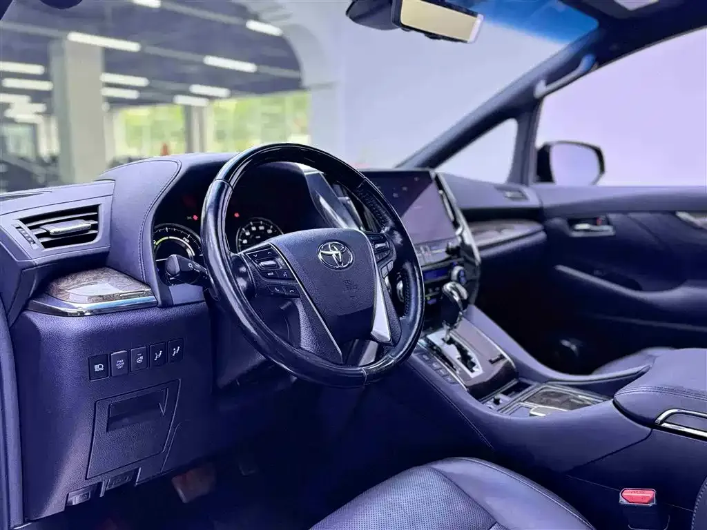 Toyota Alphard 2021 из CN, фото 7