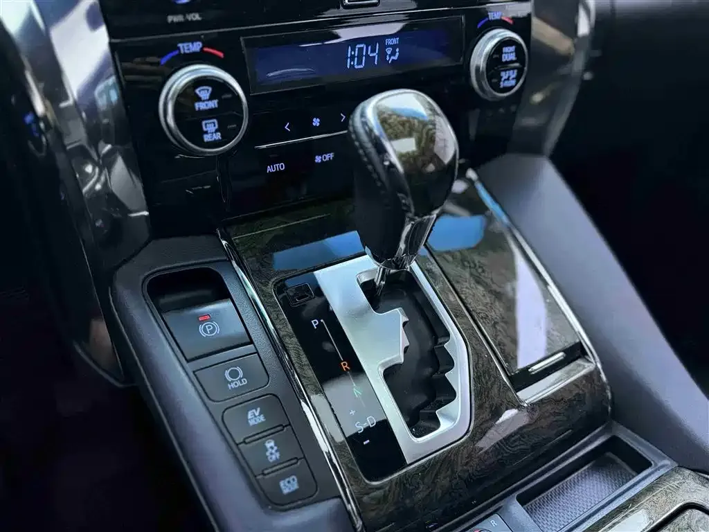 Toyota Alphard 2021 из CN, фото 4