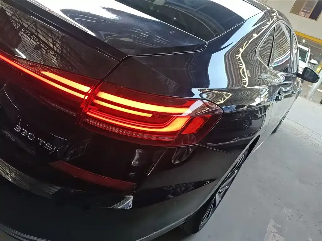 Volkswagen Passat — фото 2