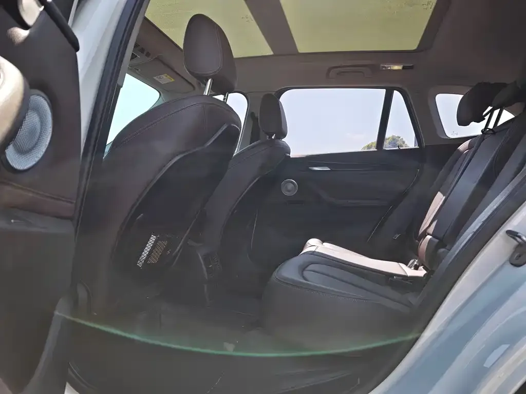 BMW X1 2021 из CN, фото 2