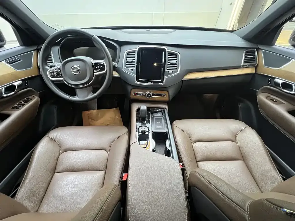 Volvo XC90 — фото 2