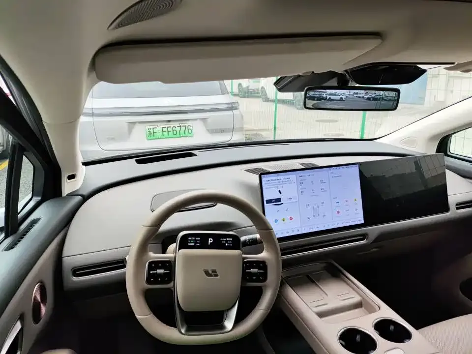 Li Auto i8 2025 из CN, фото 3