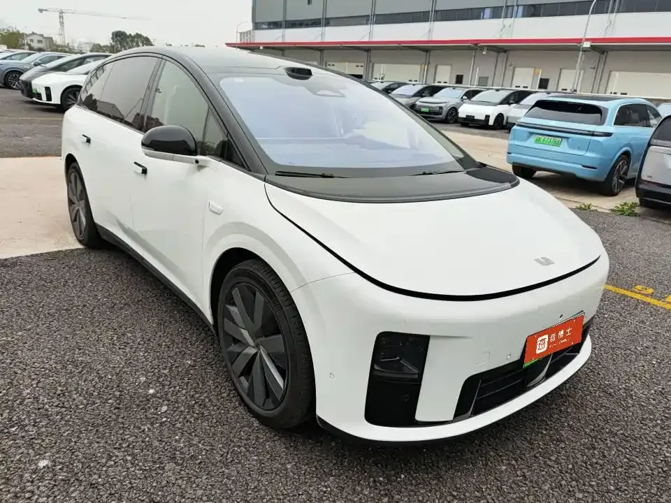 Li Auto i8 2025 из CN, фото 8