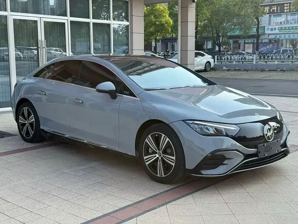 Mercedes-Benz EQE 2023 из CN, фото 9