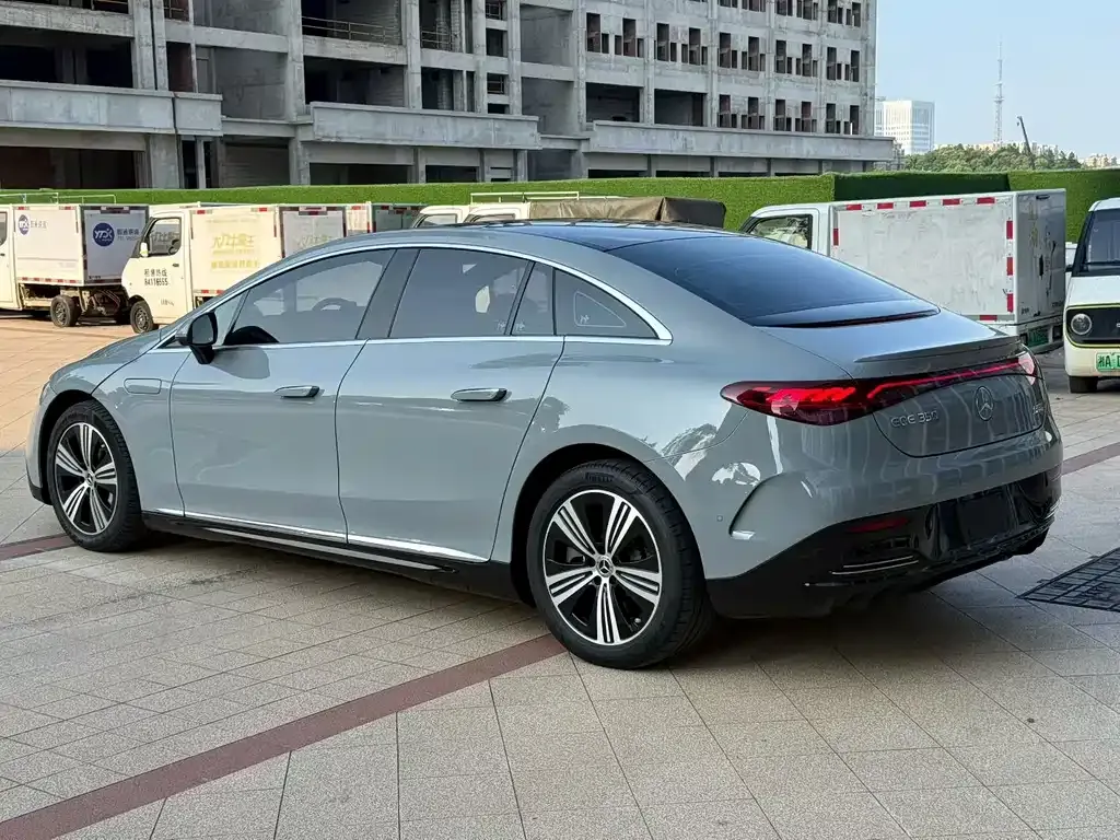 Mercedes-Benz EQE 2023 из CN, фото 6