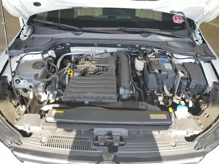 Volkswagen Golf 2022 из CN, фото 7