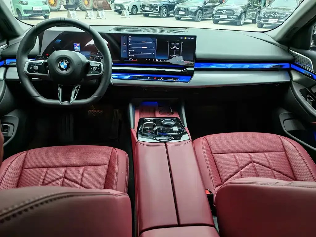 BMW 5 Series — фото 10