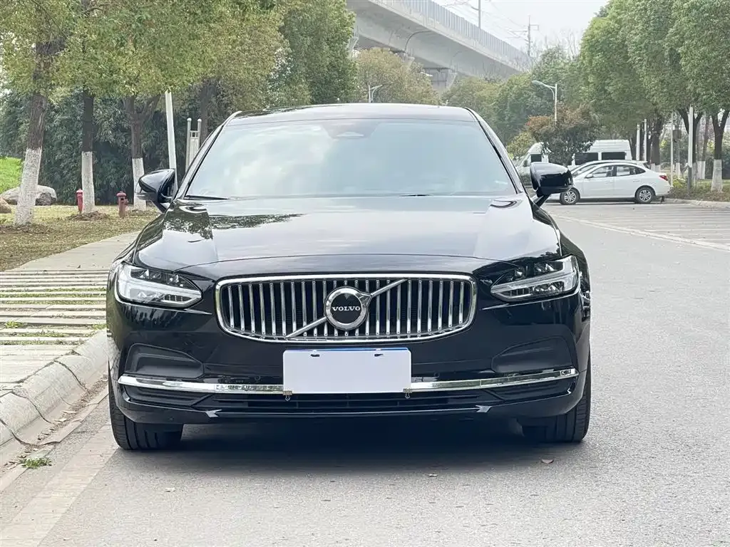 Volvo S90 — фото 9