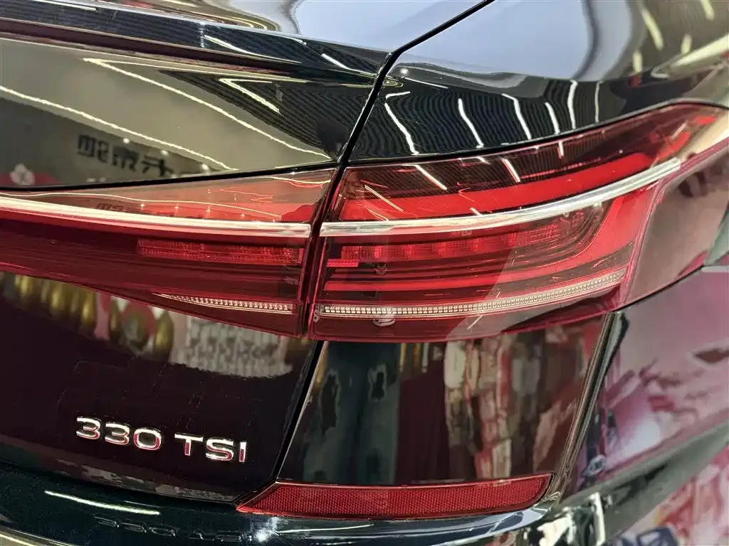 Volkswagen Passat 2023 из CN, фото 10