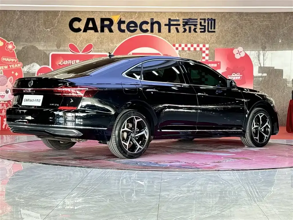 Volkswagen Passat 2023 из CN, фото 3