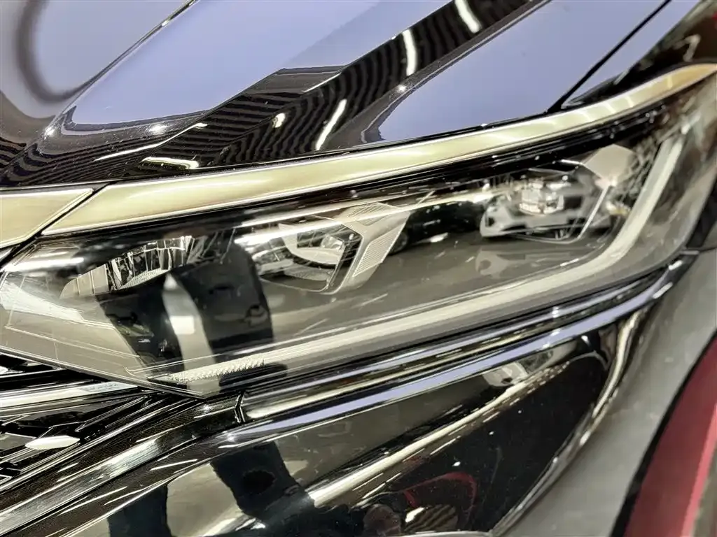 Volkswagen Passat 2023 из CN, фото 2