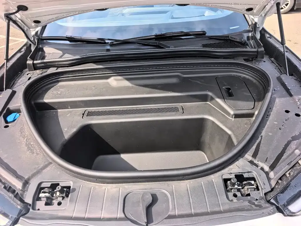 Audi Q6L e-tron 2026 из CN, фото 3