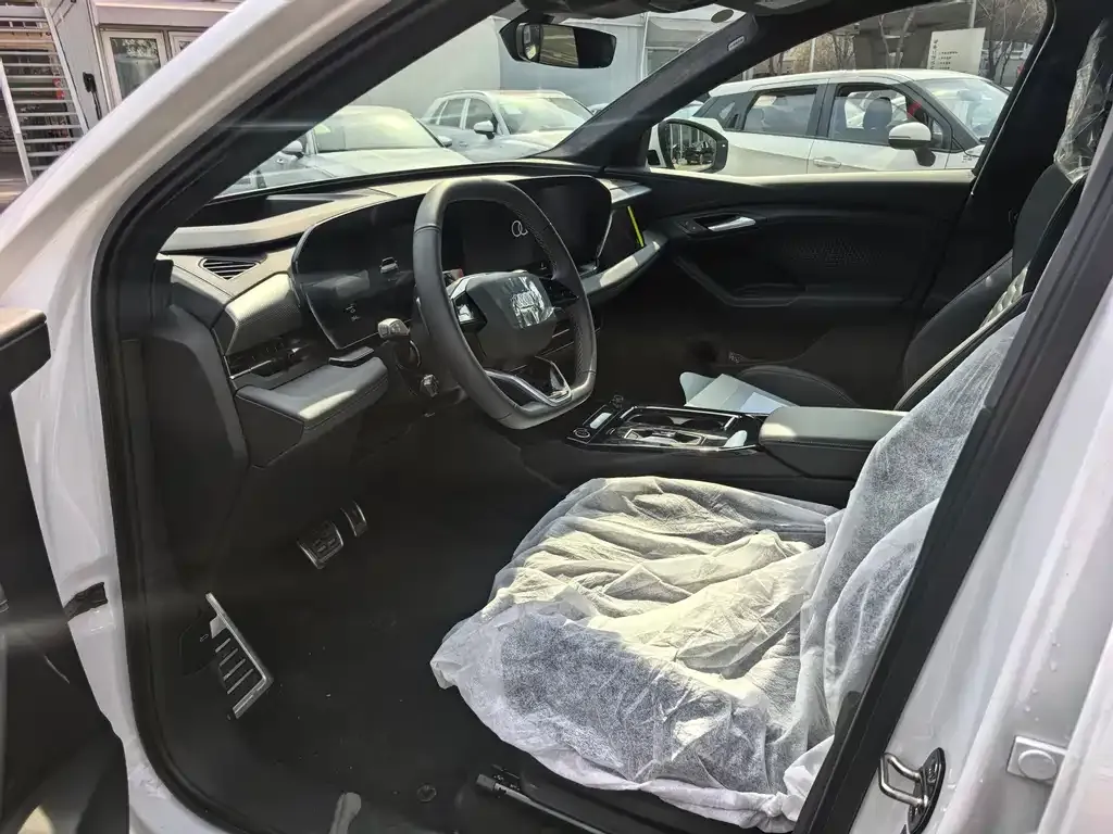 Audi Q6L e-tron 2026 из CN, фото 4