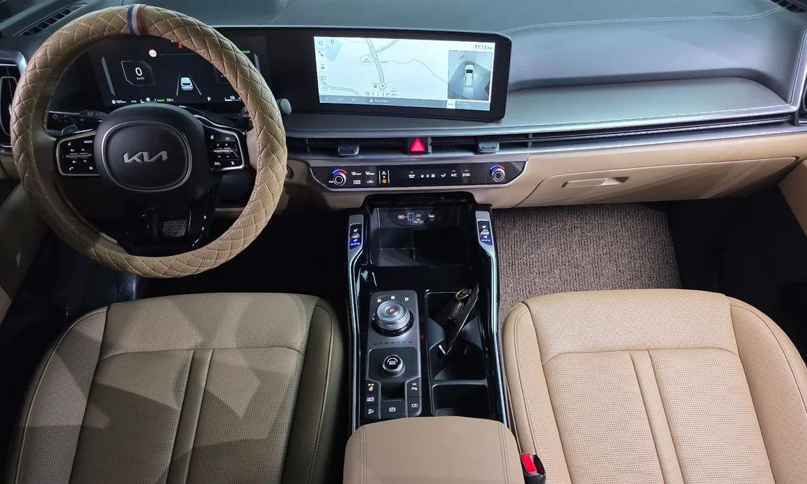 Kia Sorento — фото 8