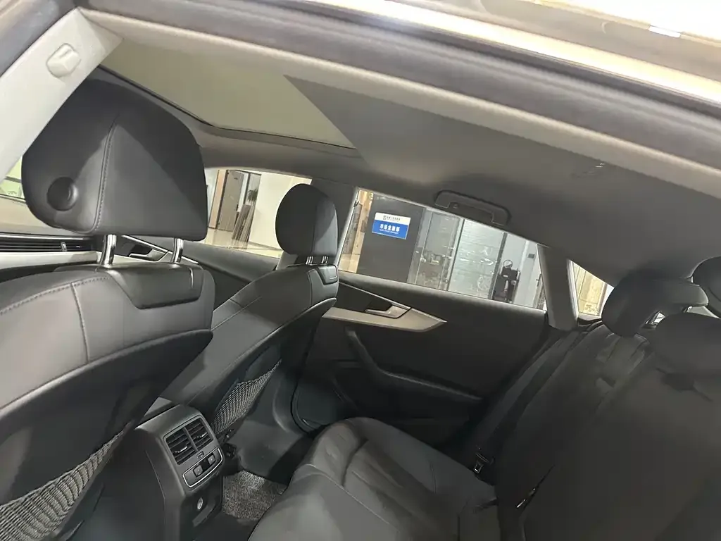 Audi A5 (Import) 2021 из CN, фото 2