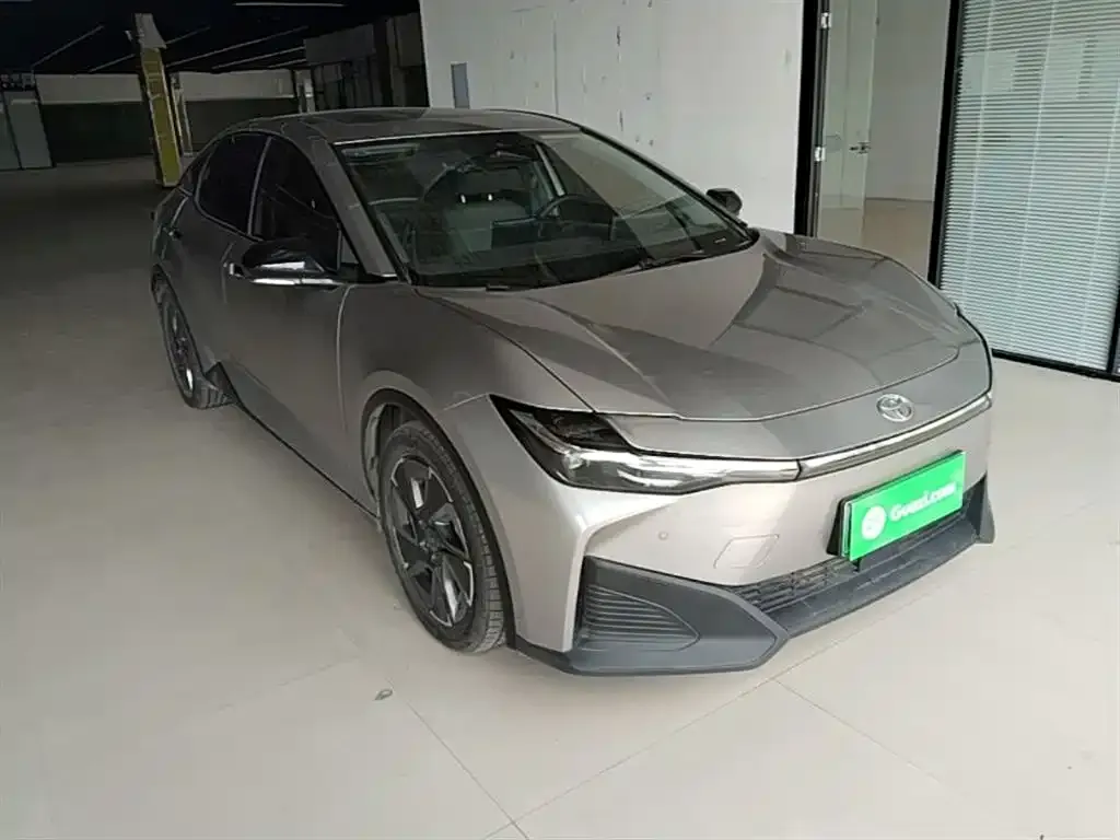 Toyota bZ3 2024 из CN, фото 6