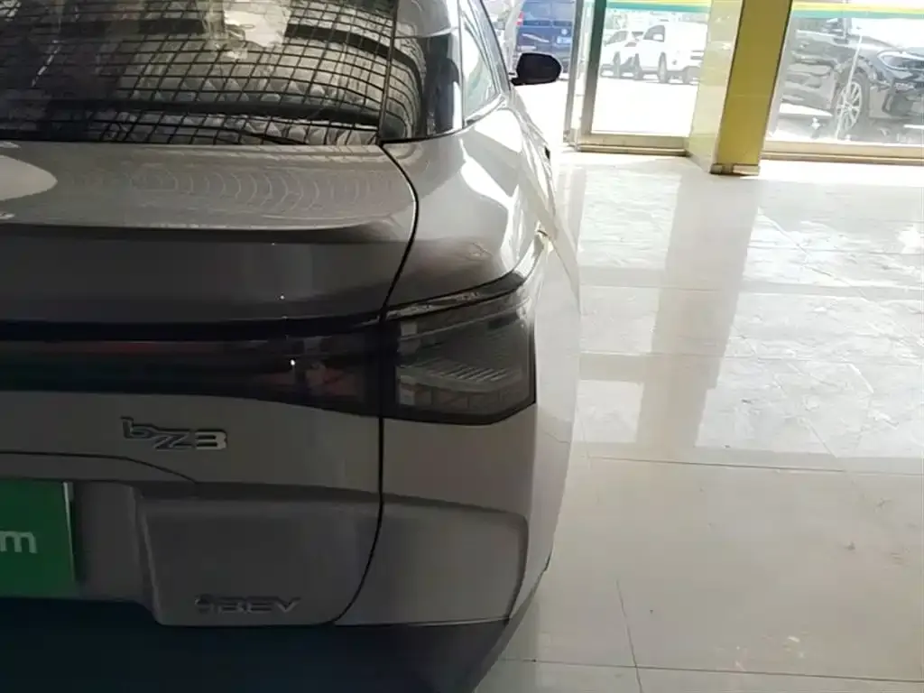 Toyota bZ3 2024 из CN, фото 3