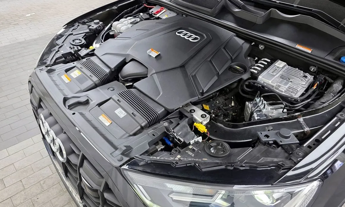 Audi Q7 2022 из KR, фото 10