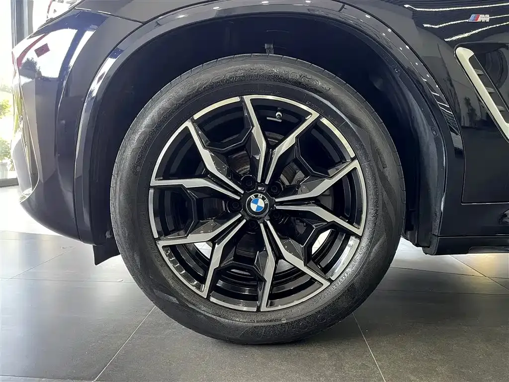 BMW X3 — фото 8
