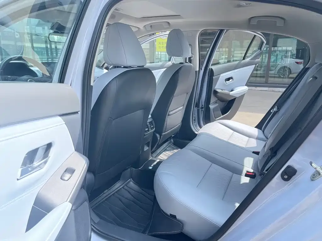 Nissan Sylphy 2023 из CN, фото 9
