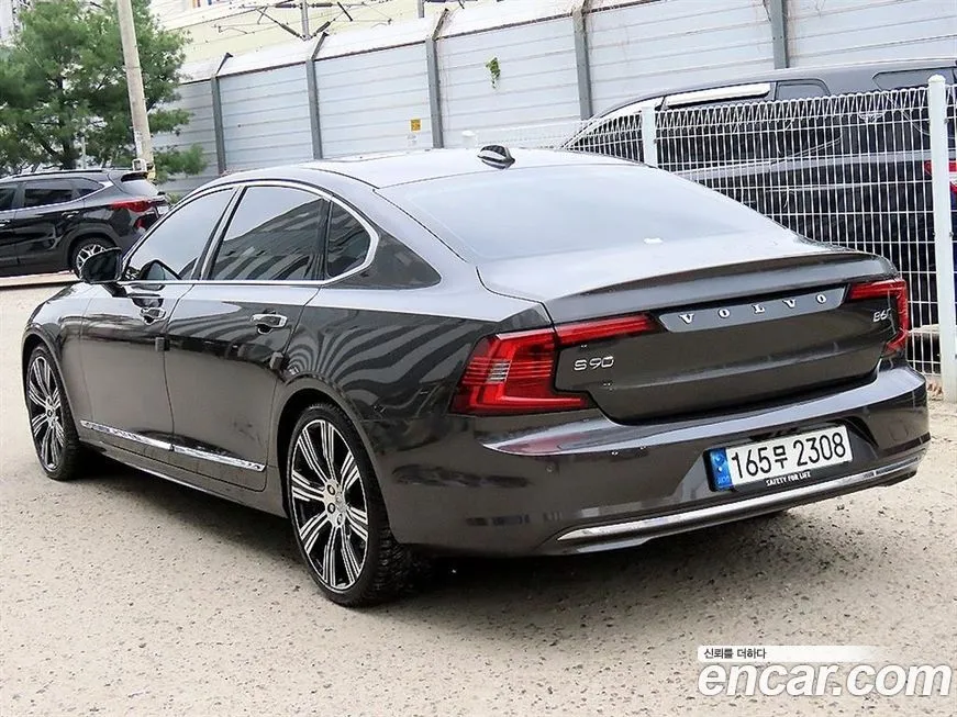 Volvo S90 2023 из KR, фото 5