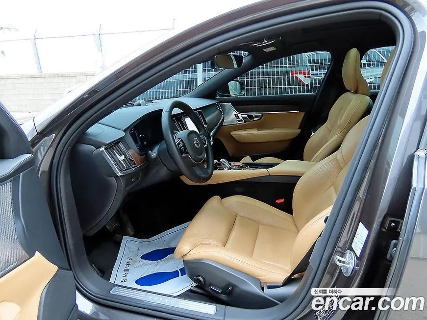 Volvo S90 2023 из KR, фото 6