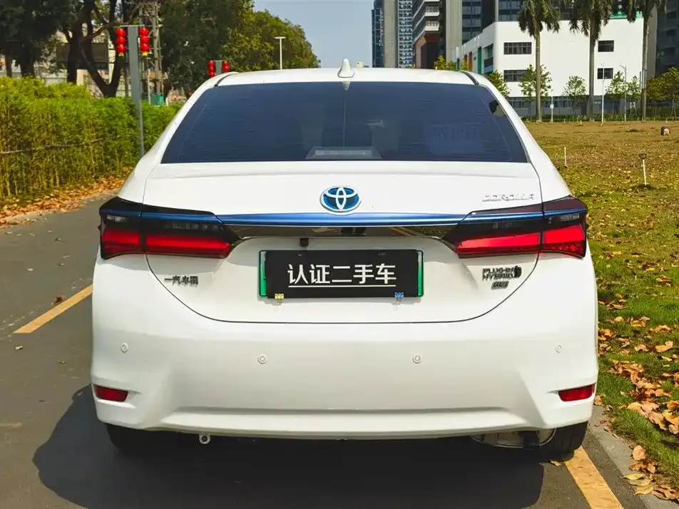 Toyota Corolla Hybrid 2022 из CN, фото 3