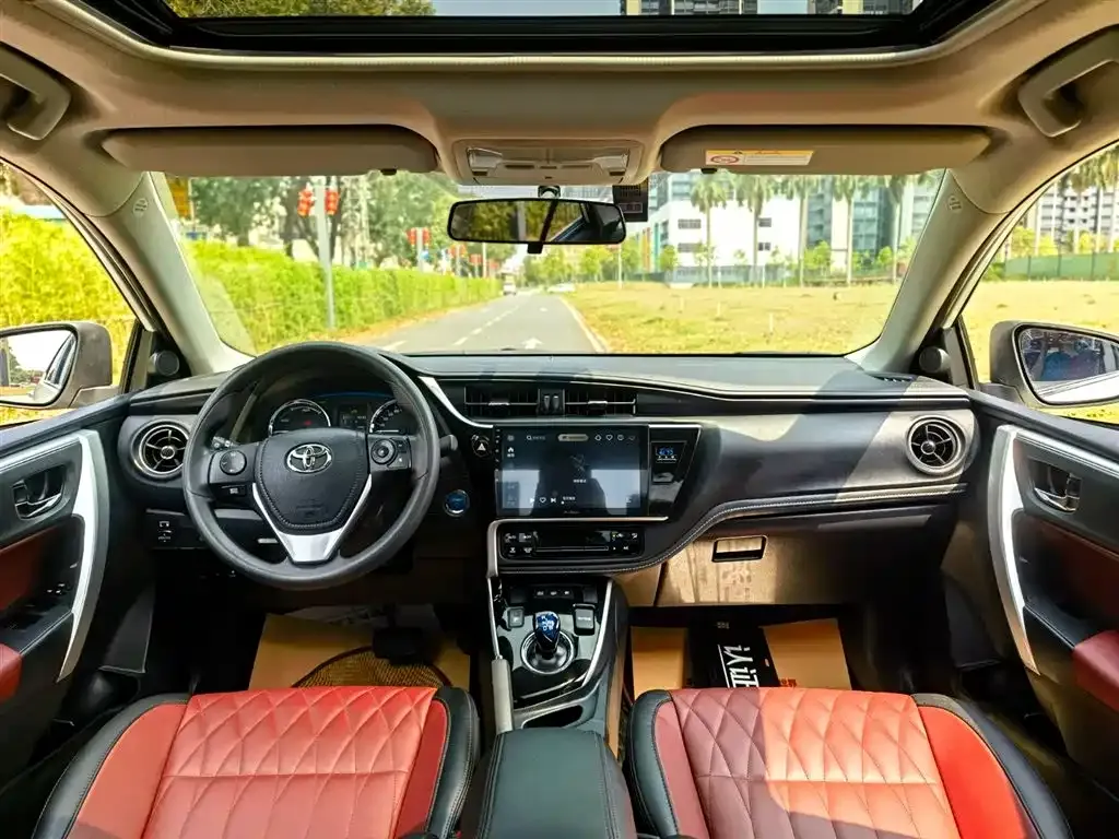 Toyota Corolla Hybrid 2022 из CN, фото 4