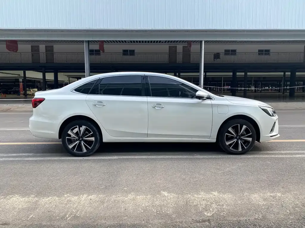 Roewe Feifan ER6 2021 из CN, фото 10