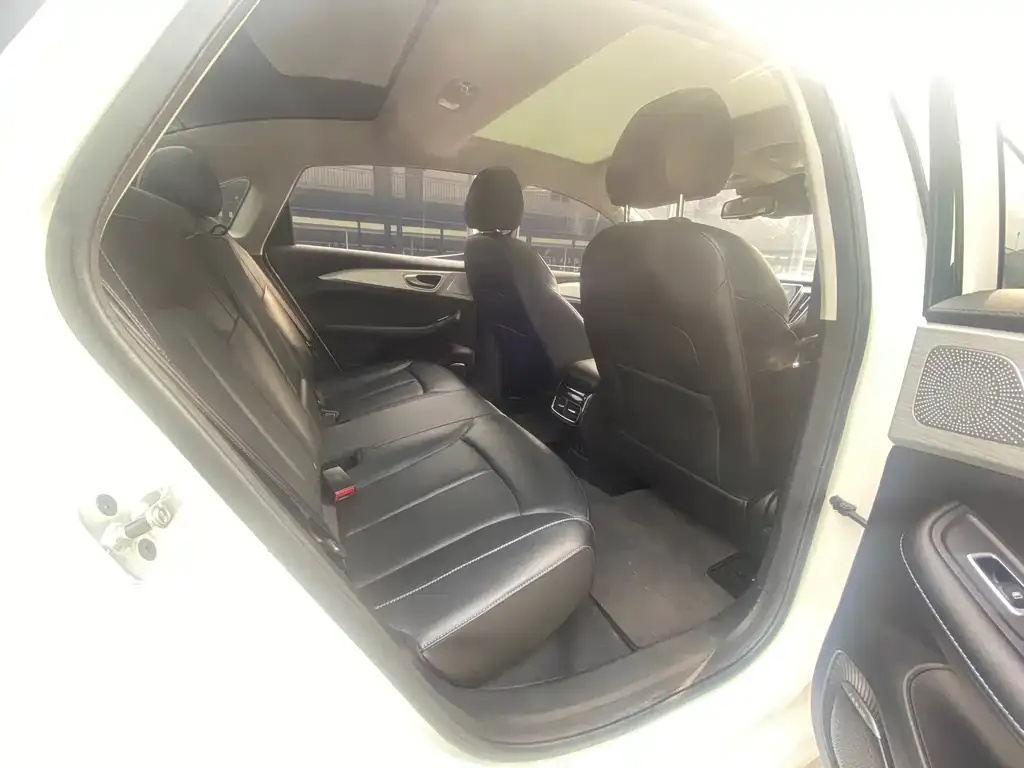 Roewe Feifan ER6 2021 из CN, фото 3