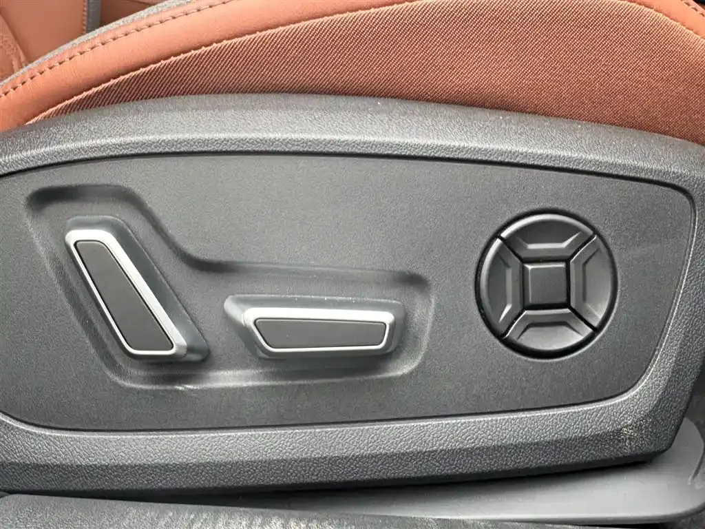 Audi A5L — фото 8