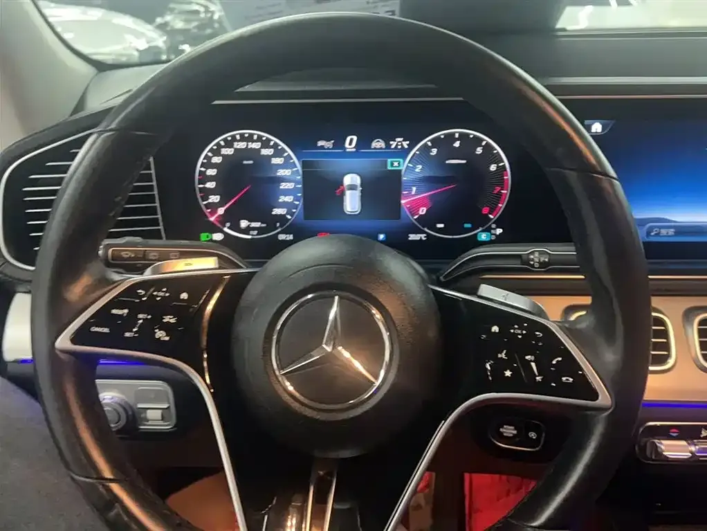 Mercedes-Benz GLE — фото 5