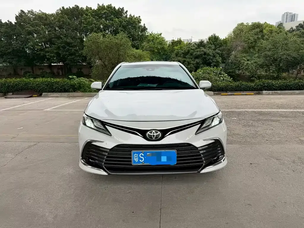 Toyota Camry 2022 из CN, фото 5