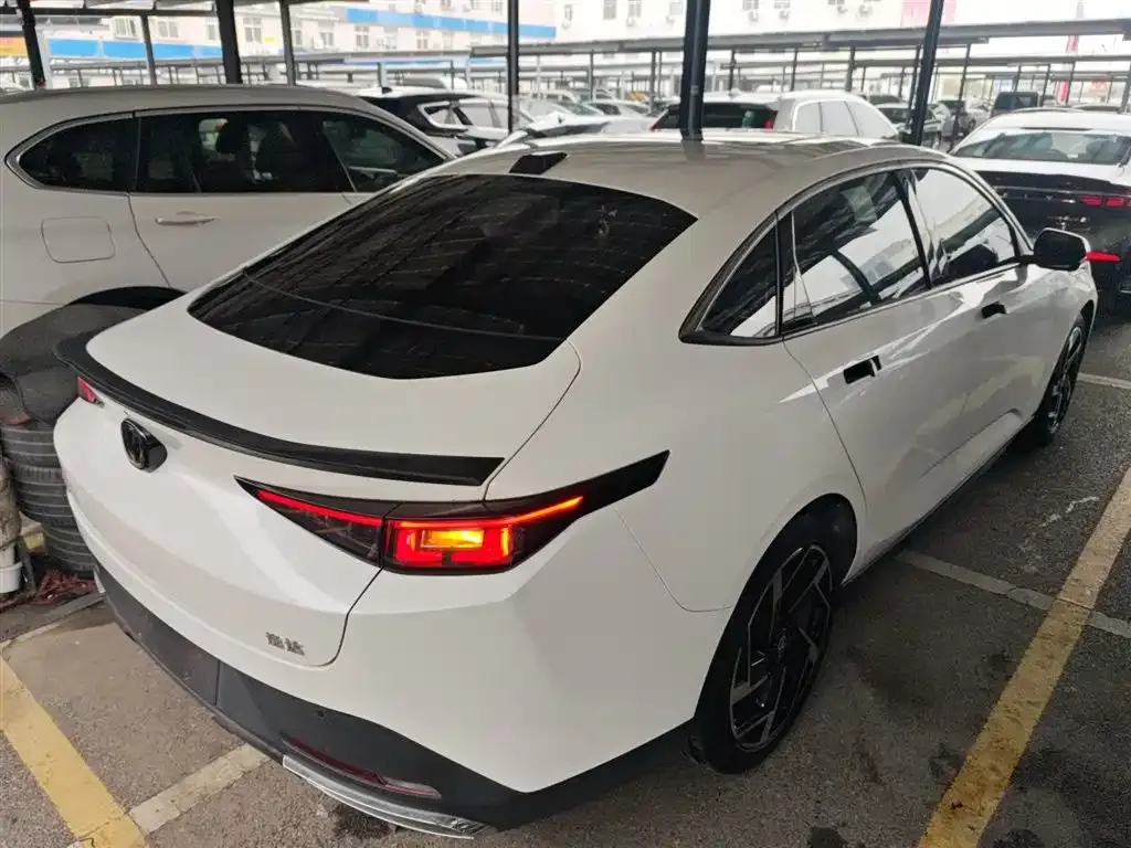 Changan Yida 2023 из CN, фото 8