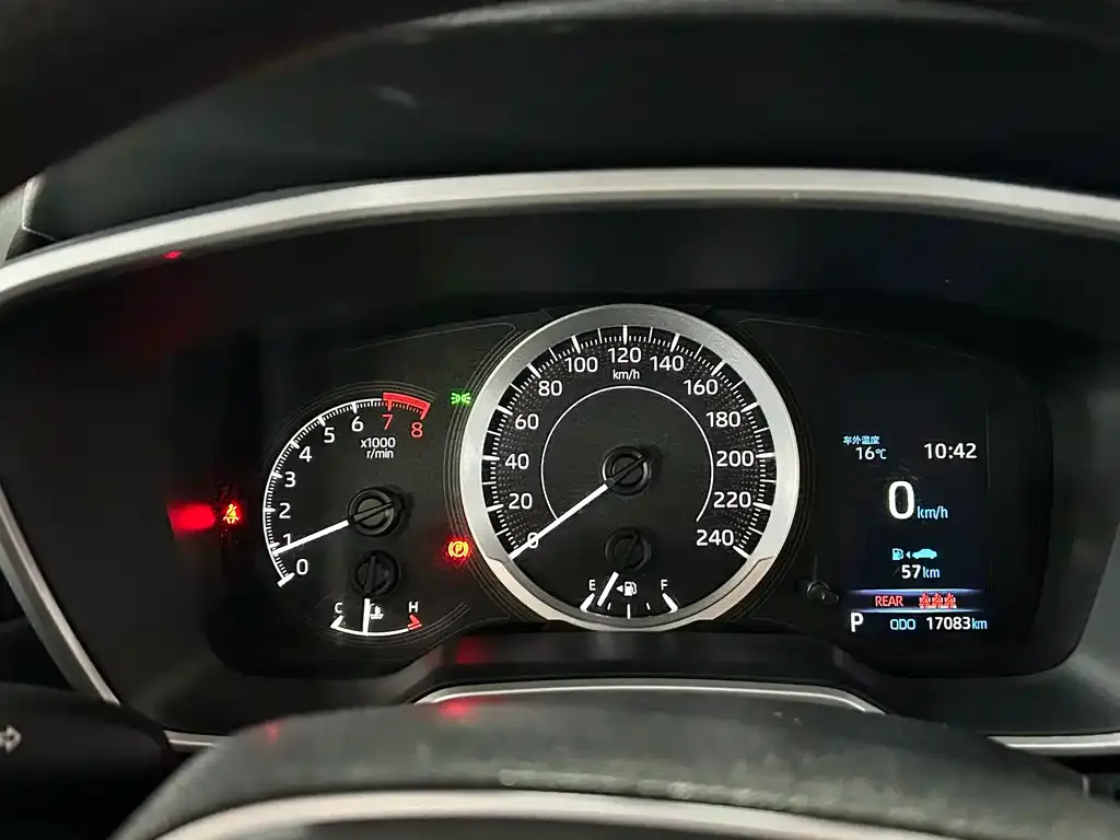 Toyota Frontlander 2022 из CN, фото 10