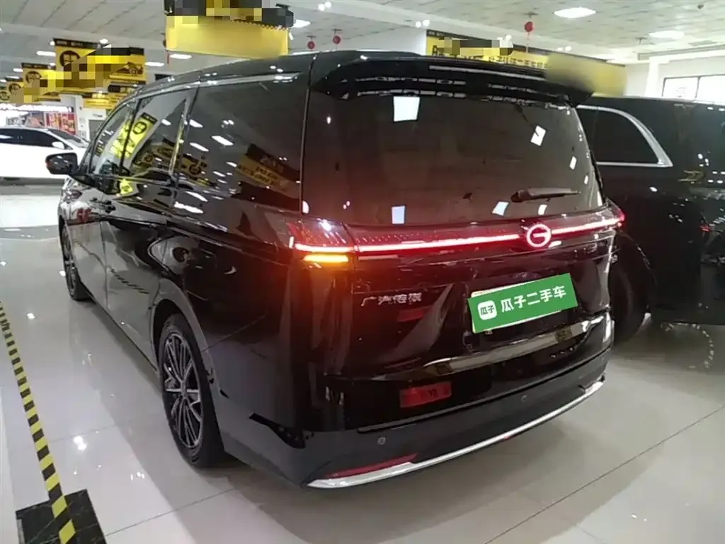 GAC Motor 传祺E8 PHEV — фото 6