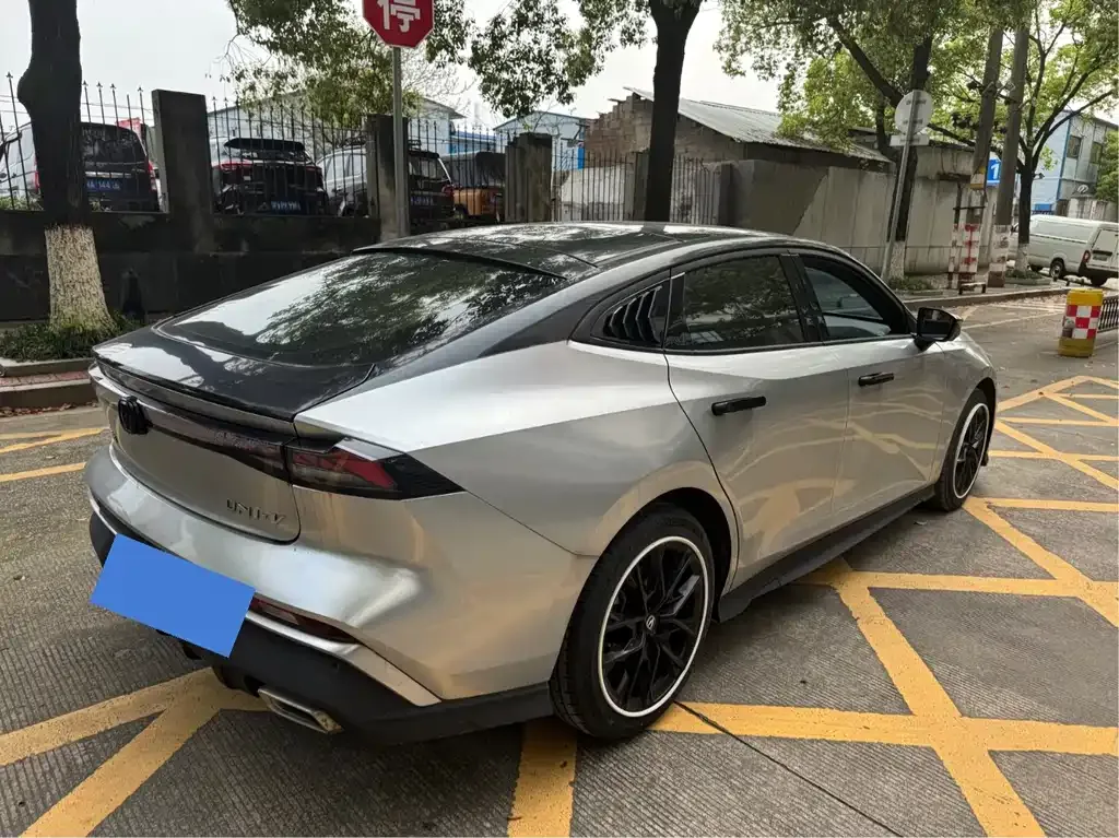 Changan UNI-V 2024 из CN, фото 3