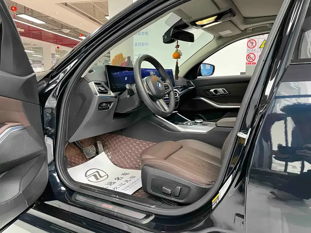 BMW i3 2024 из CN, фото 4