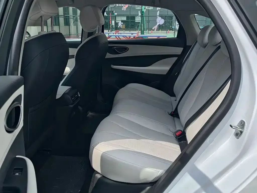 BYD Seal 05 DM-i 2026 из CN, фото 2
