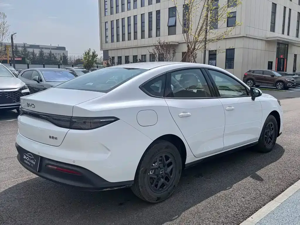 BYD Seal 05 DM-i 2026 из CN, фото 6