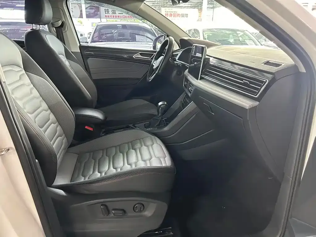 Volkswagen Tiguan X 2022 из CN, фото 8