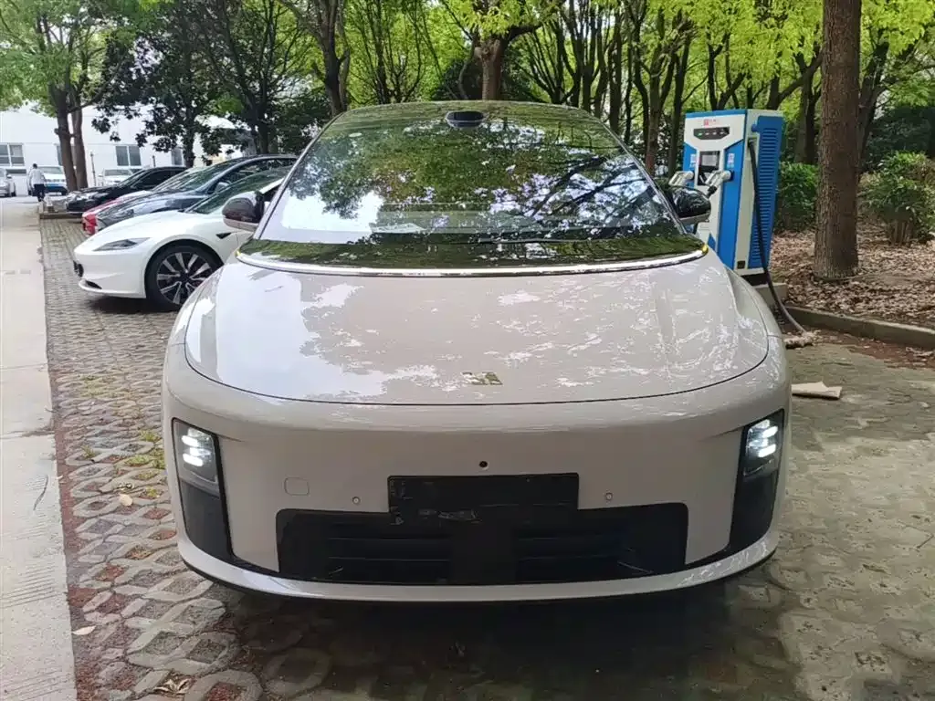 Li Auto i8 2025 из CN, фото 5