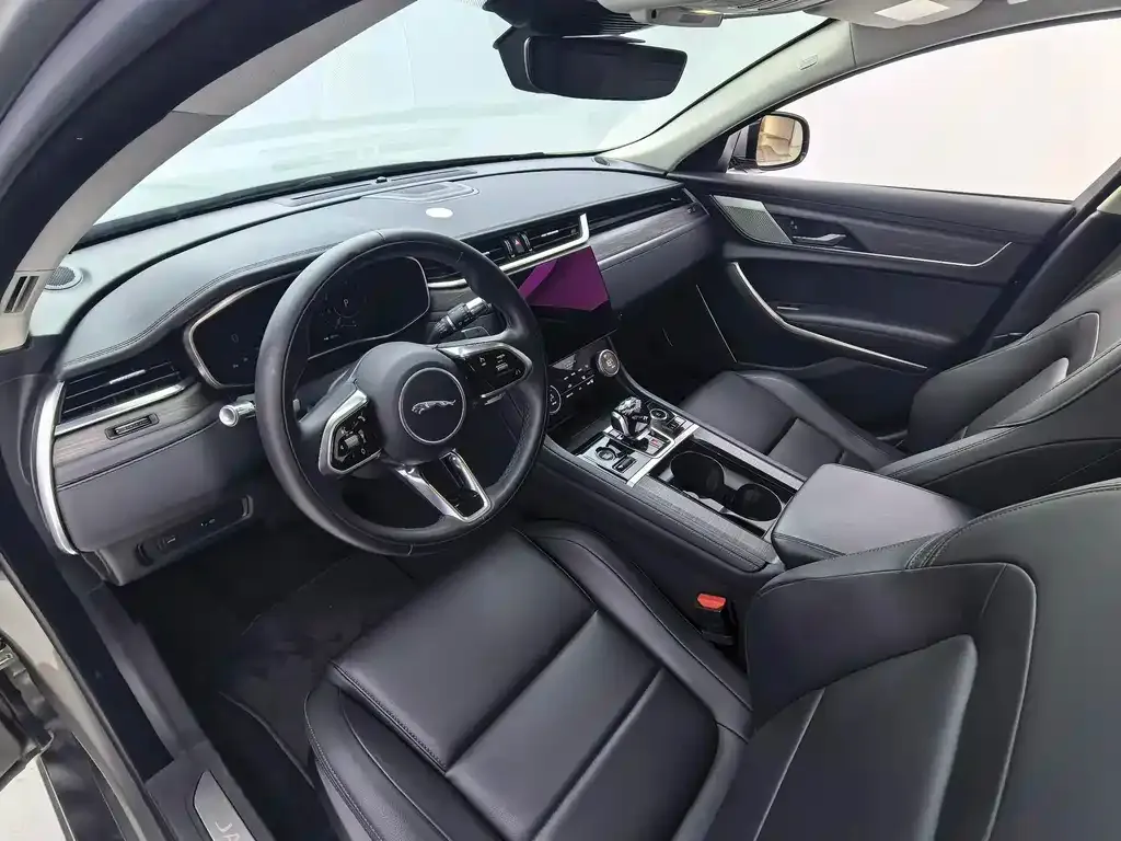 Jaguar XFL 2023 из CN, фото 8