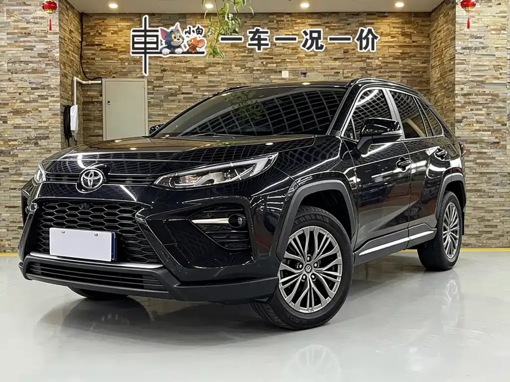 Toyota Wildlander — фото 1