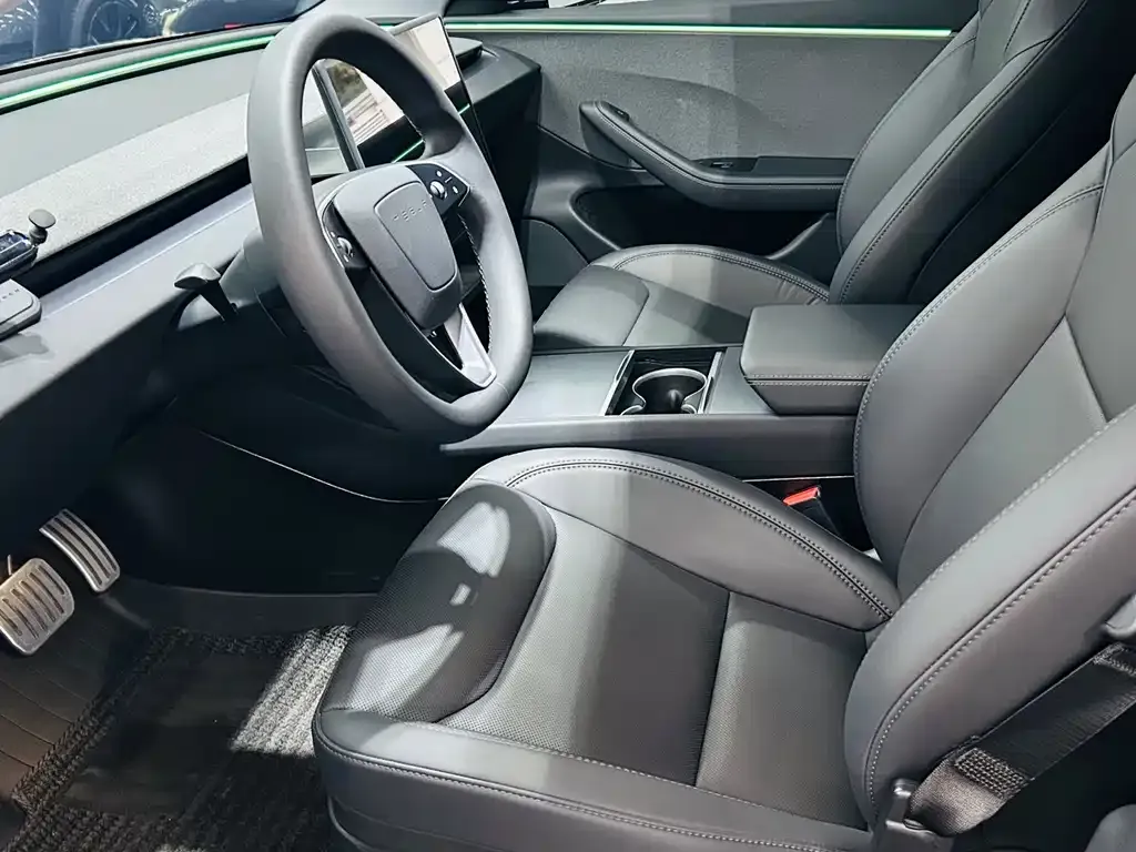 Tesla Model 3 — фото 2