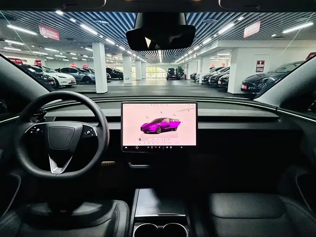 Tesla Model 3 — фото 4