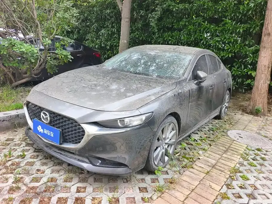 Mazda 3 Axela — фото 1