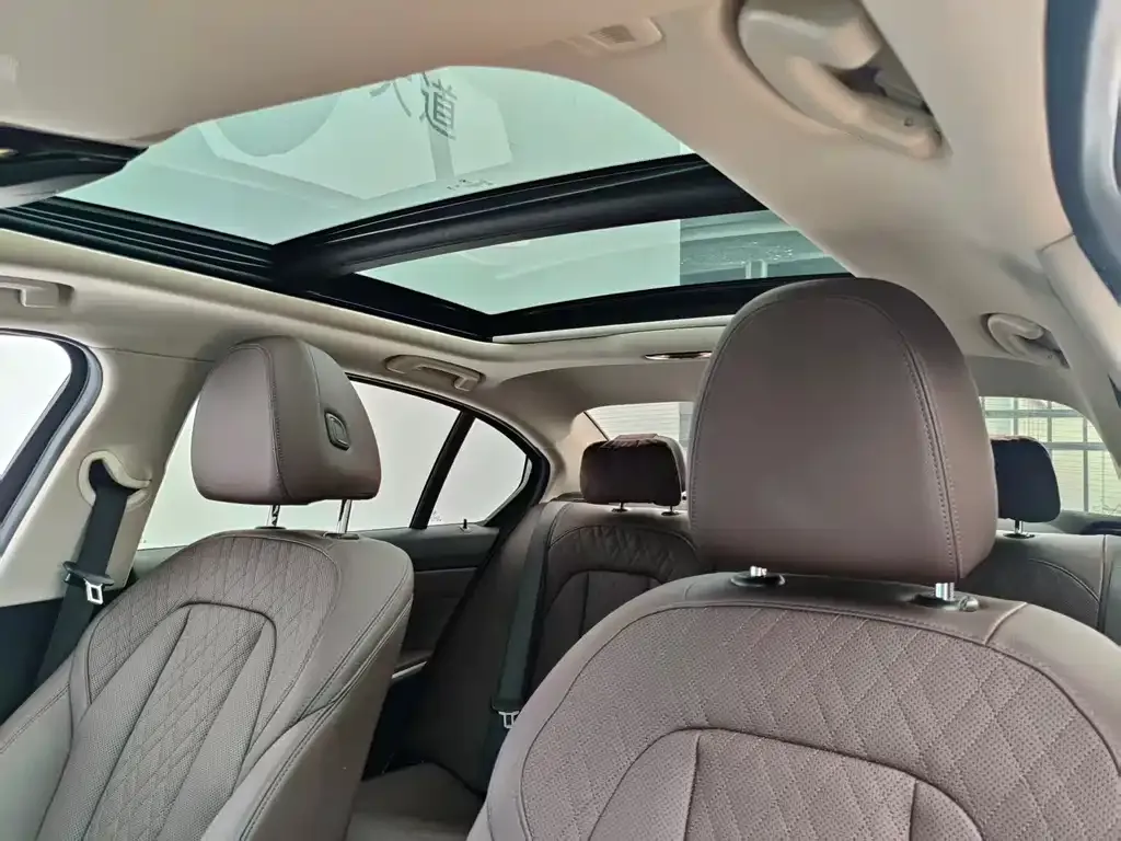 BMW i3 — фото 10