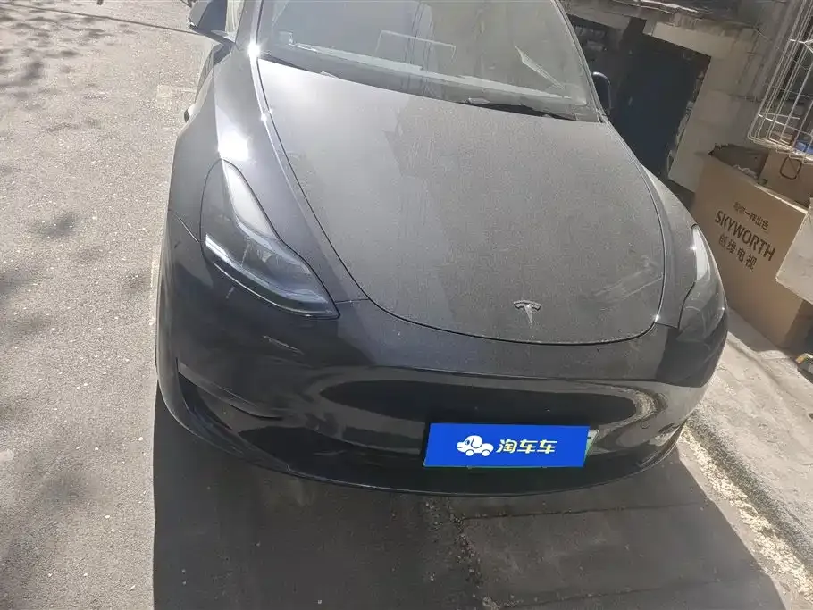 Tesla Model Y — фото 3