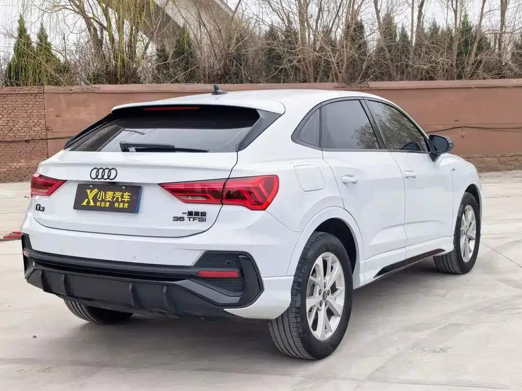 Audi Q3 Sportback 2023 из CN, фото 9